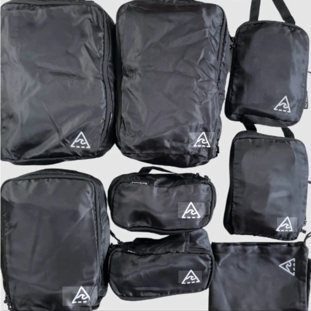 Well Traveled 8-piece Compression Packing Cubes